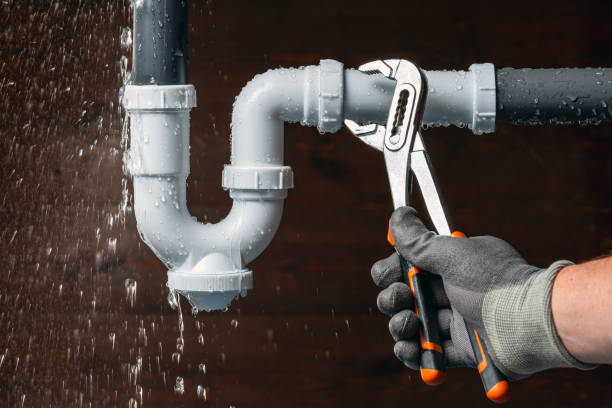 Professional Leak Detection technician working in Brownsville, LA